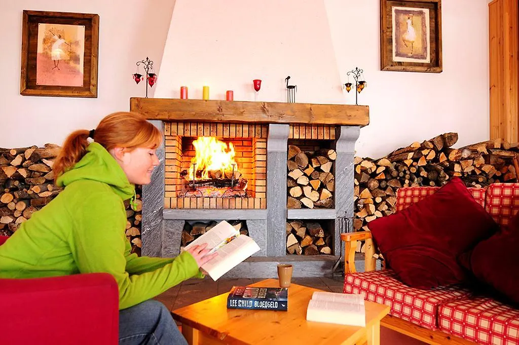 Goélia - Les Chalets des Marmottes Saint-Jean-d'Arves 3*,